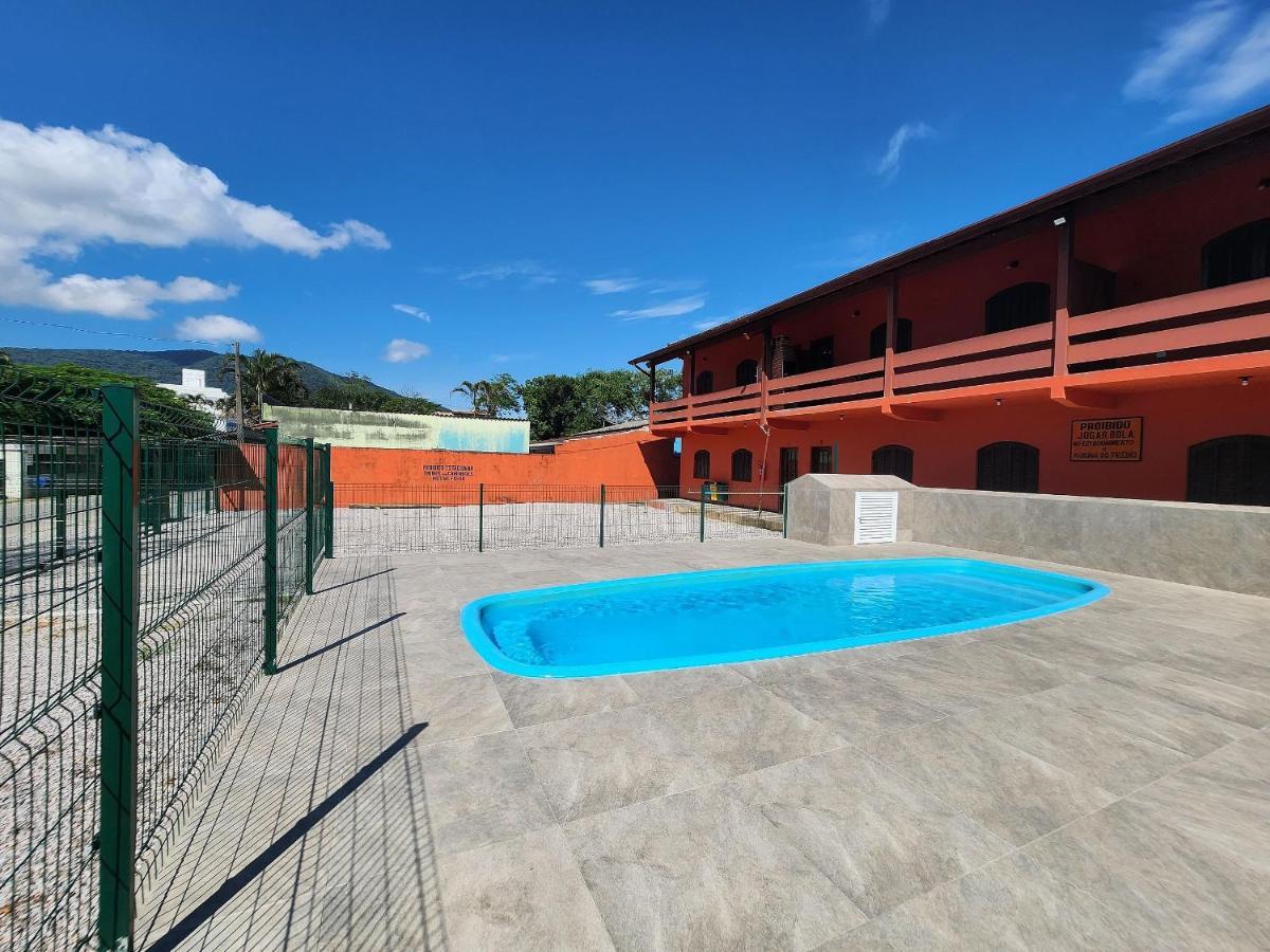 0001.03 - Maranduba - Apto - 2 Dormitorio - 8 Pessoas - 2 Quadras Do Mar - Piscina - Wi-Fi Ubatuba Dış mekan fotoğraf